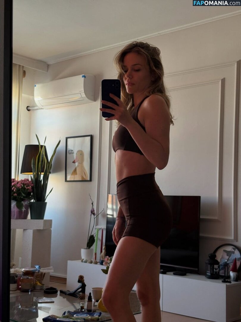1ecemkaravus / Ecem Karavus / ecmkrvs / https: Nu OnlyFans  Foto vazada #20