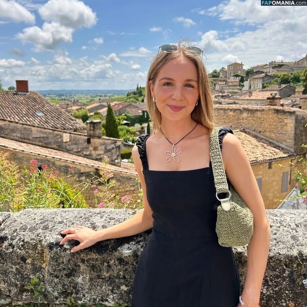 Eden Taylor Draper Nu OnlyFans  Foto vazada #8