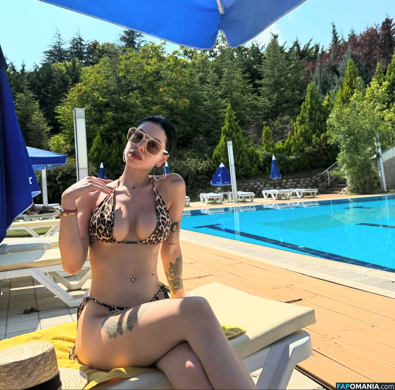 Edibe Bereket / Madamelyax Nu OnlyFans  Foto vazada #7