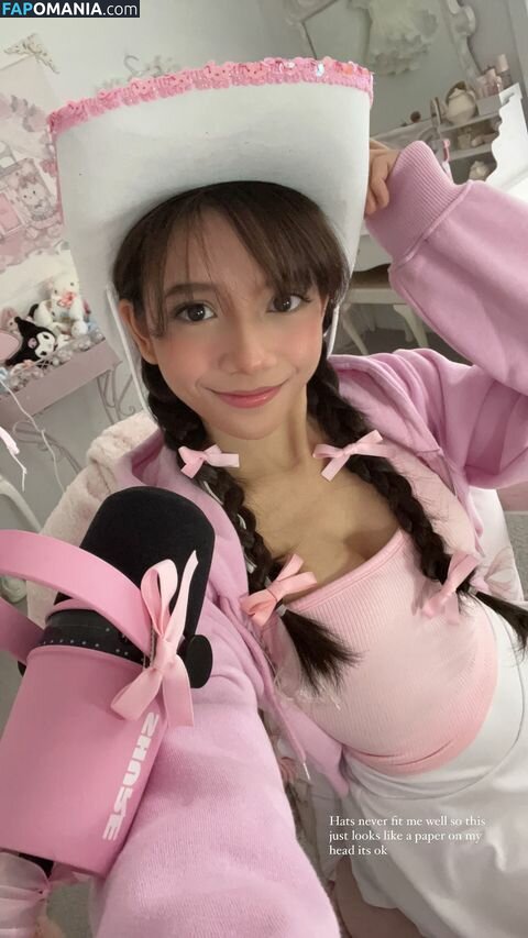 Eeeveenara / Eevee Enara / eeveenara Nu OnlyFans  Foto vazada #60