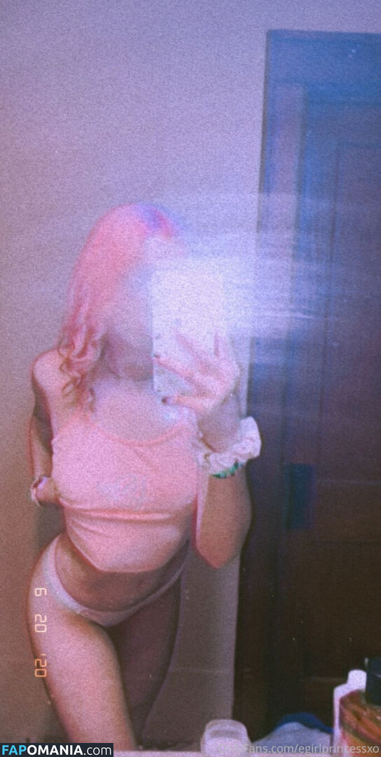 egirlprincess2 / egirlprincessxoxo Nu OnlyFans  Foto vazada #1