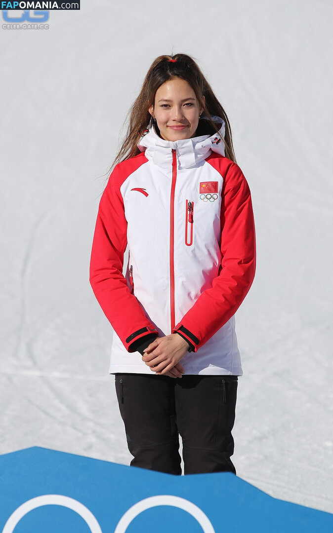 Eileen Gu / GoEileenGu / eileengu / https: Nu OnlyFans  Foto vazada #10