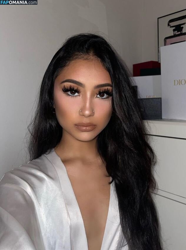 777ELARA / elara777 / uilaanii Nu OnlyFans  Foto vazada #156