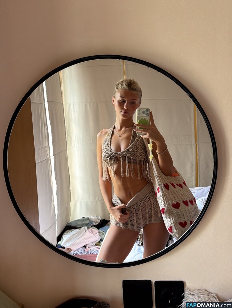 Elena Zoe / elena.zbt Nu OnlyFans  Foto vazada #25