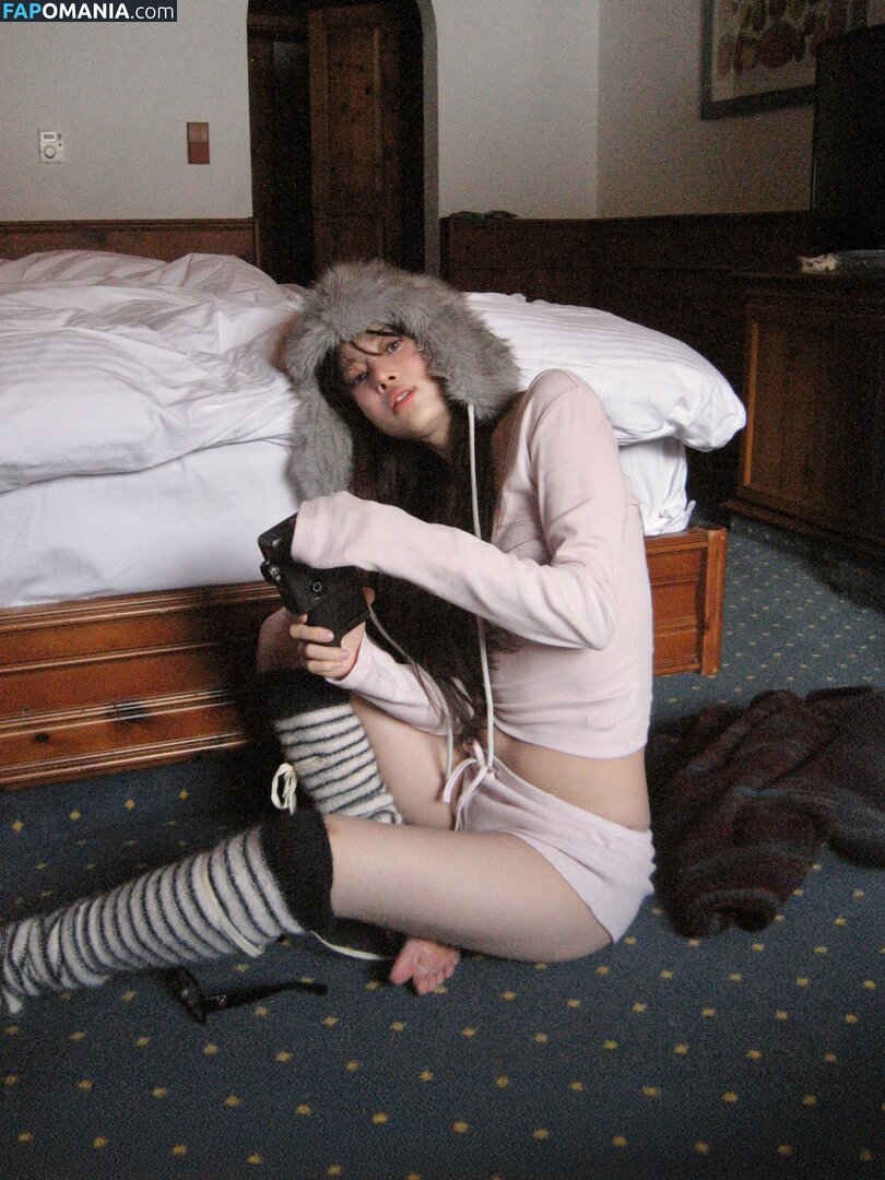 elfin_prairie Nu OnlyFans  Foto vazada #10