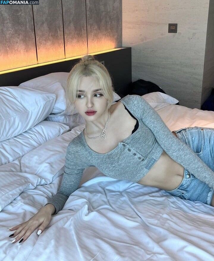 Elina Karimova / elina_4_22 Nu OnlyFans  Foto vazada #5