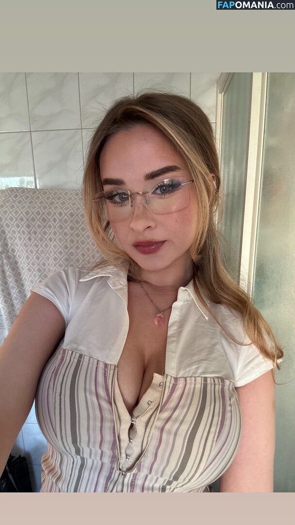 elina twich Nu OnlyFans  Foto vazada #11