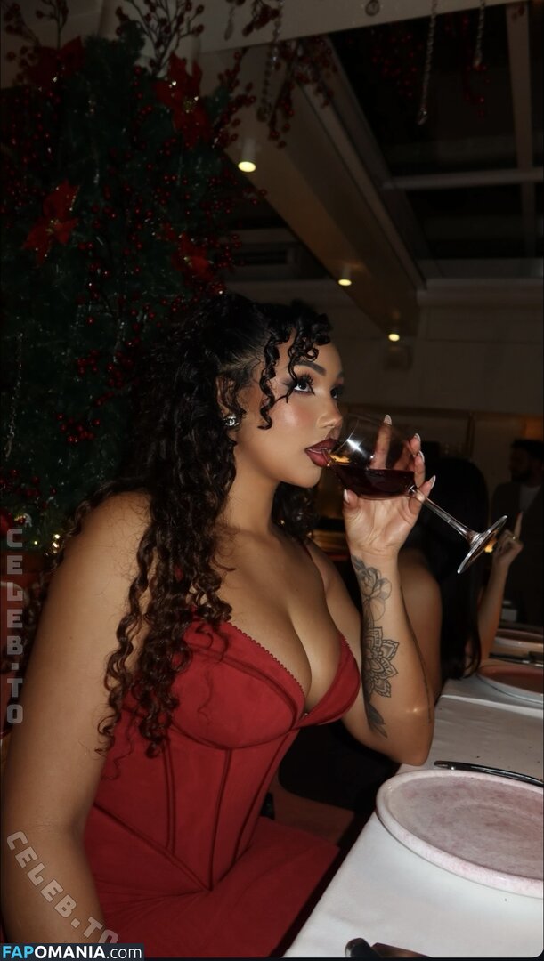 Elisa Loah Rlr / elisaloah / elisaloah.official Nu OnlyFans  Foto vazada #2