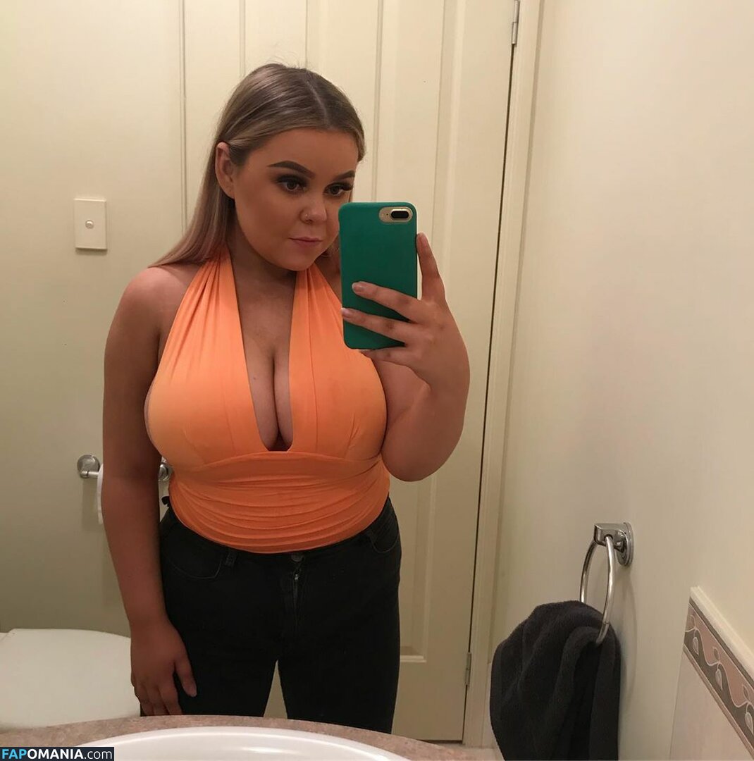 Elise / elise2222 / elise_cm Nu OnlyFans  Foto vazada #8