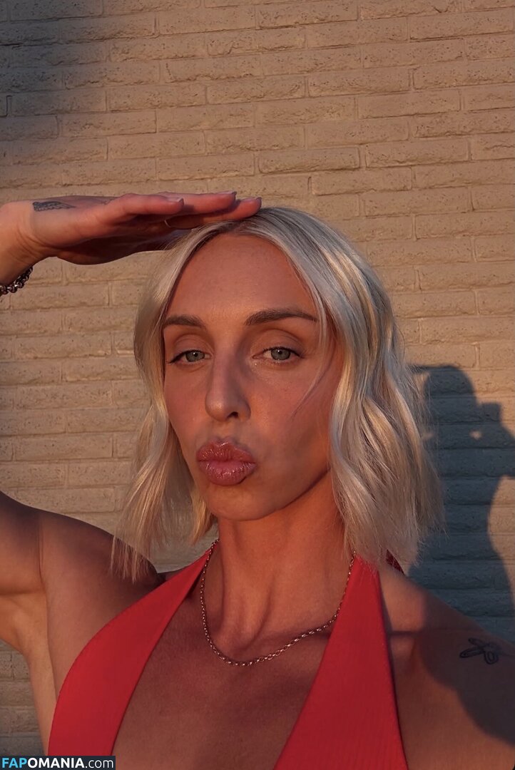 Elizabeth Clay / Liz Clay / lizclay_ Nu OnlyFans  Foto vazada #2