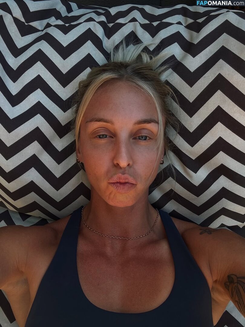 Elizabeth Clay / Liz Clay / lizclay_ Nu OnlyFans  Foto vazada #9