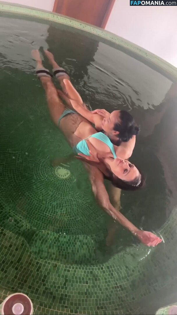 Elizabeth Hurley / elizabethhurley / elizabethhurley1 Nu OnlyFans  Foto vazada #251