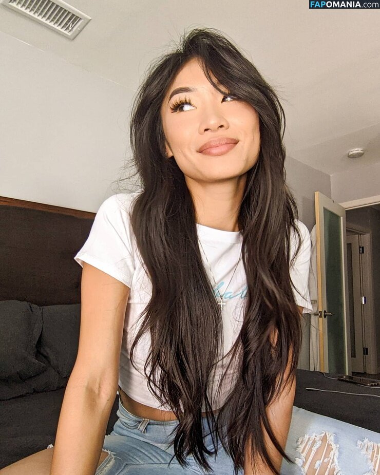 Elizabeth Tran / elizabethtran / elizabethtran626 Nu OnlyFans  Foto vazada #33