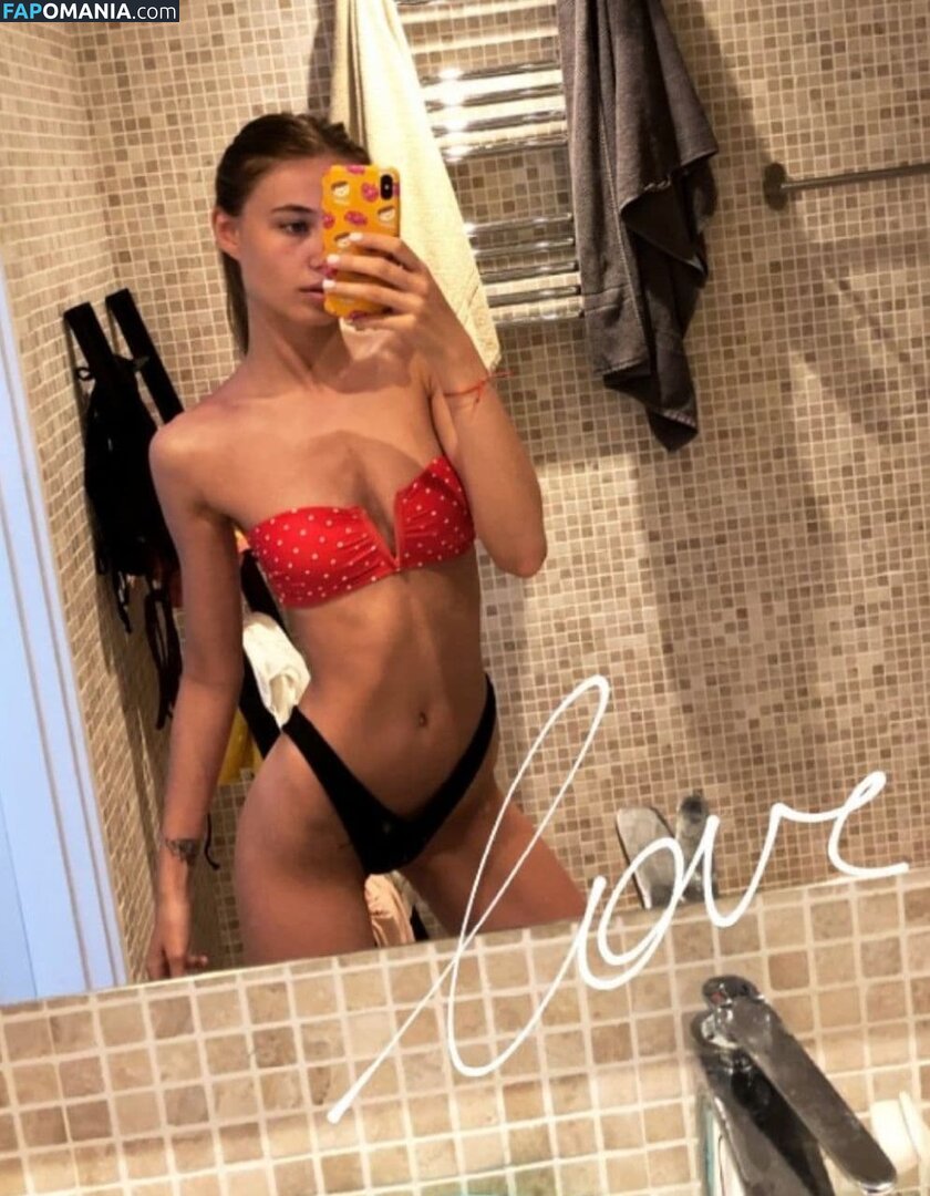 Elizabeth Vasilenko / elizabethvasilenko / elizvasilenko Nu OnlyFans  Foto vazada #9