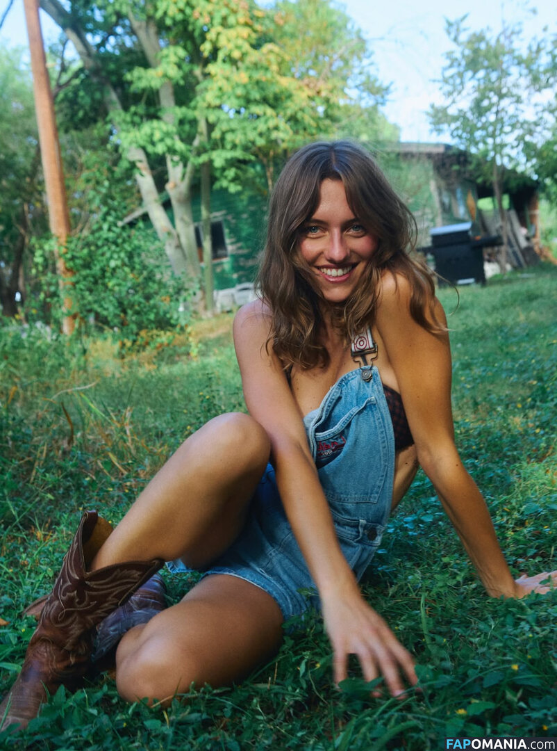 Ella Kernkamp / ellakernkamp Nu OnlyFans  Foto vazada #2