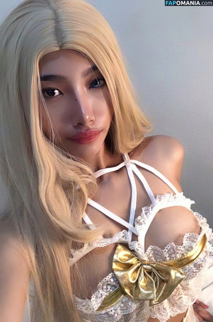 Ellacos / june_likeamonth Nu OnlyFans  Foto vazada #34