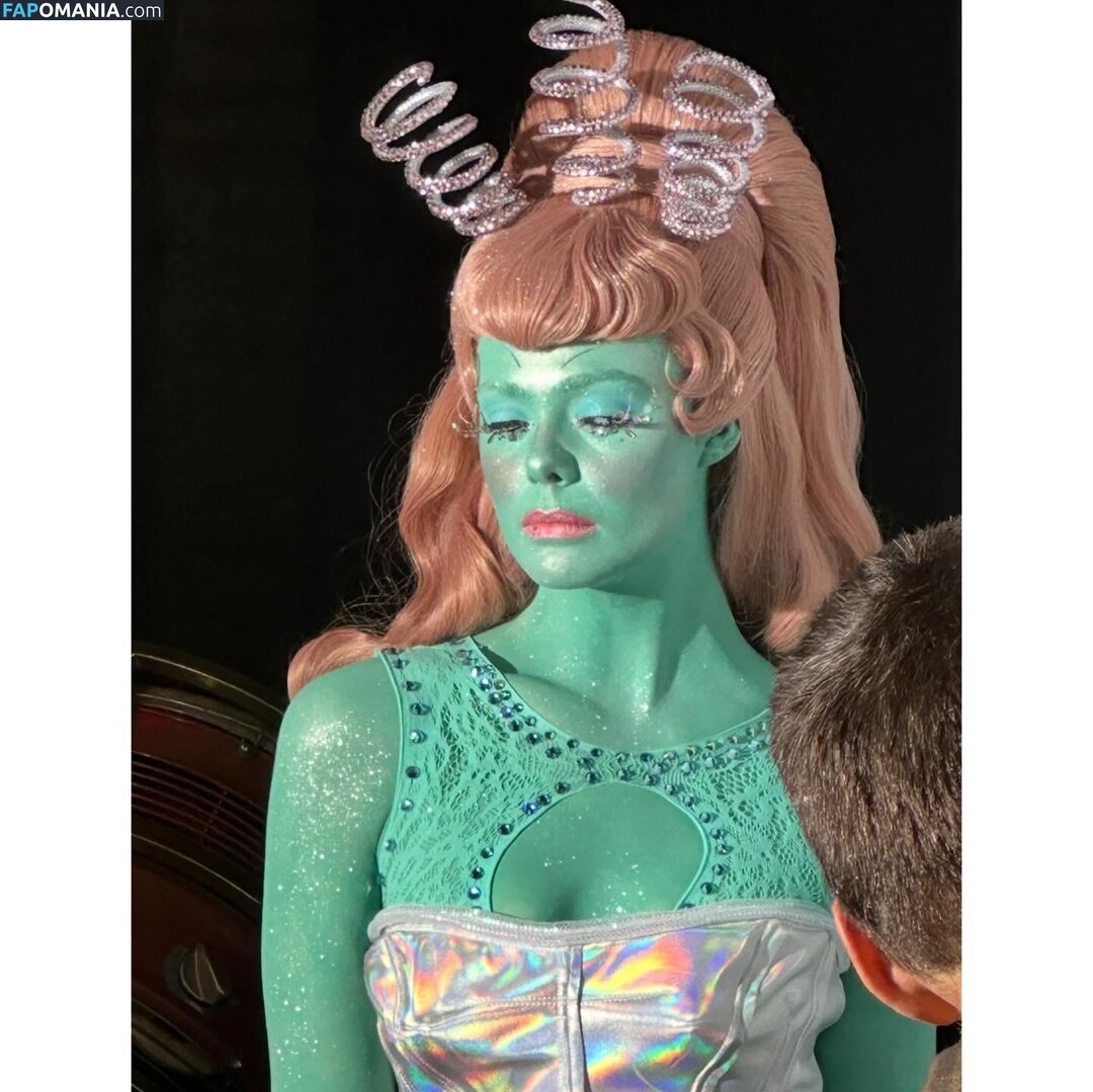 Elle Fanning / ellefanning Nu OnlyFans  Foto vazada #140