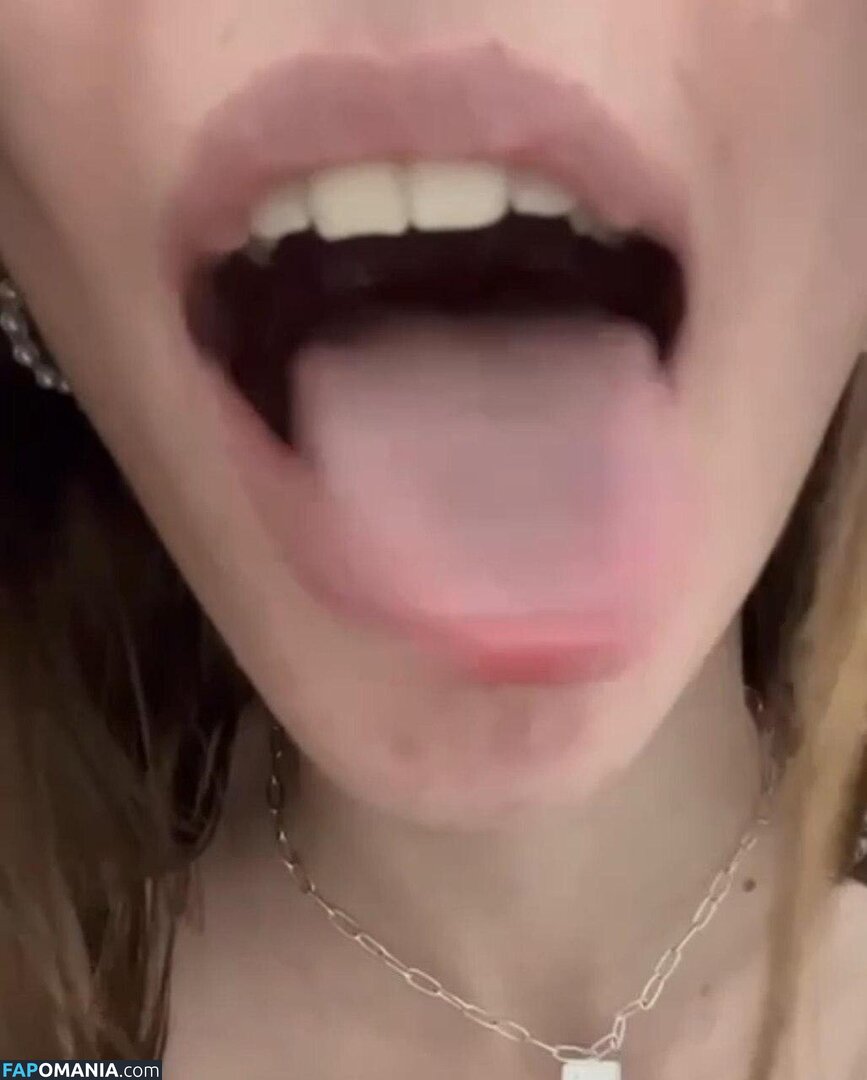 Ellesasmrr Nu OnlyFans  Foto vazada #1