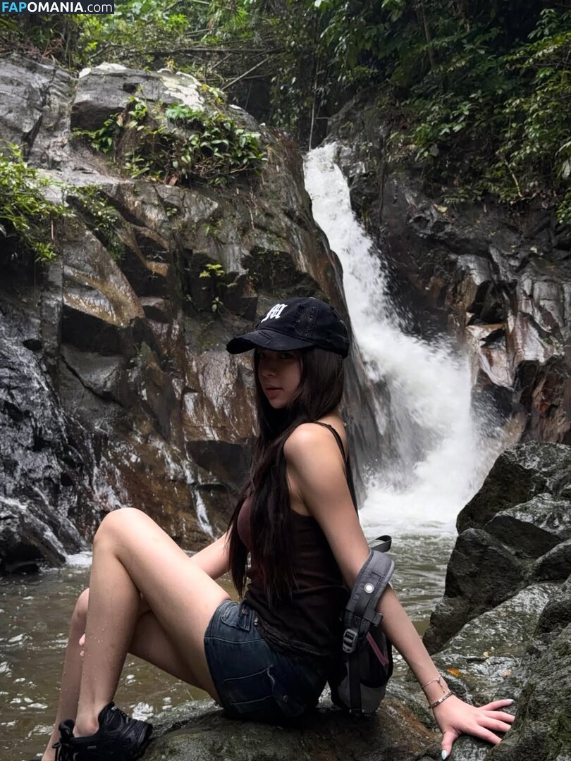 Elyn Leong / elynleonggg / https: Nu OnlyFans  Foto vazada #3