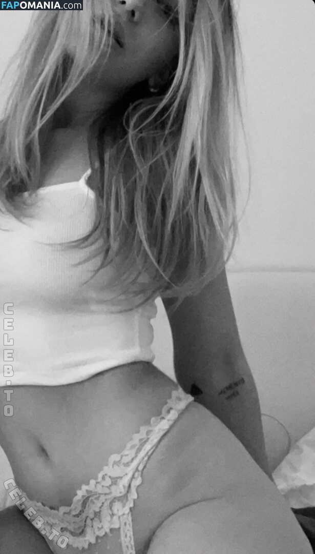 Ema Louise / emalouiise / emaxlouise Nu OnlyFans  Foto vazada #6