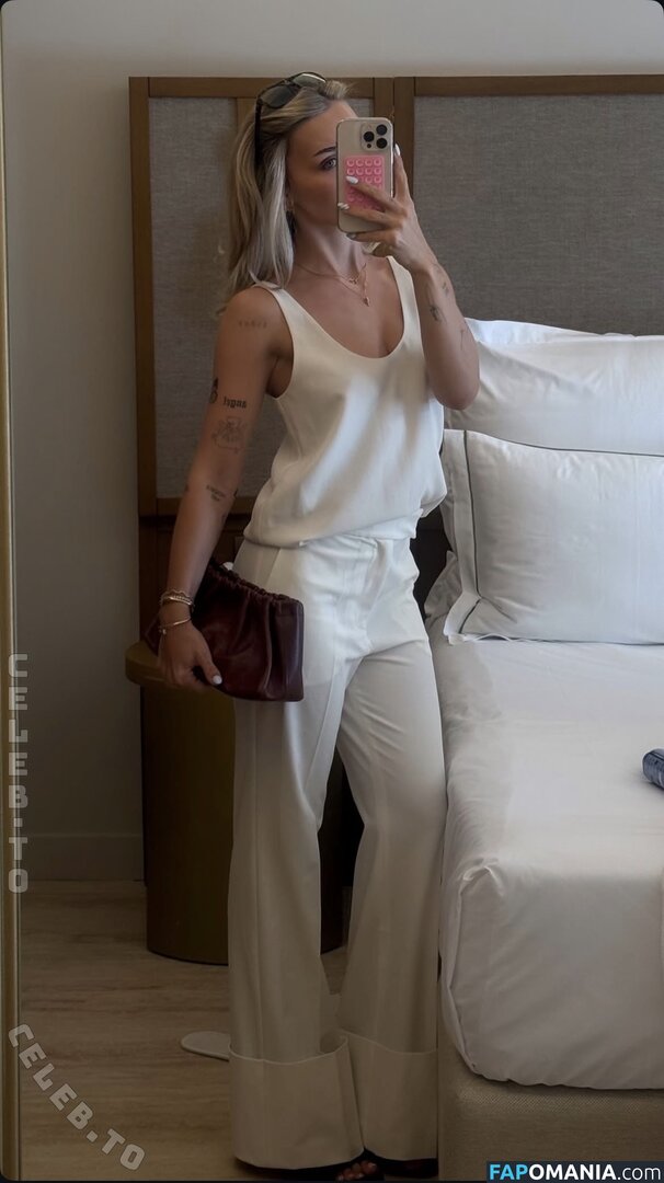 Ema Louise / emalouiise / emaxlouise Nu OnlyFans  Foto vazada #23