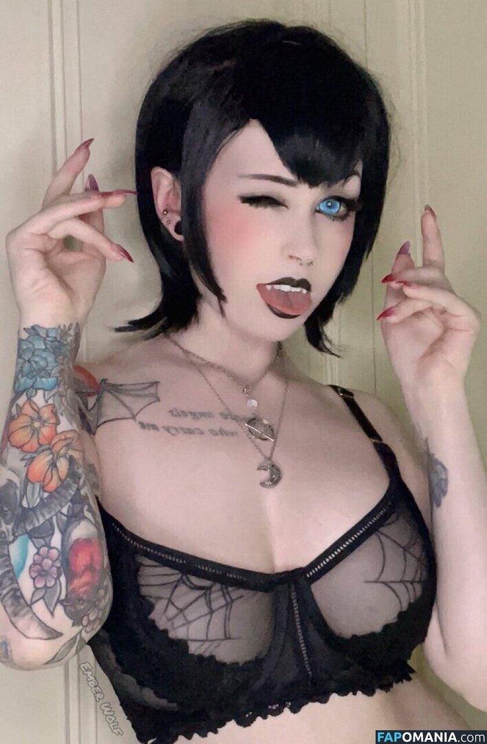 Emberwolfcosplay / emberwolf / theemberwolf Nu OnlyFans  Foto vazada #4