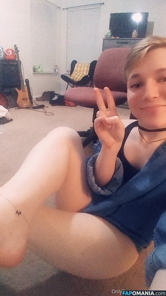 embitss Nu OnlyFans  Foto vazada #6