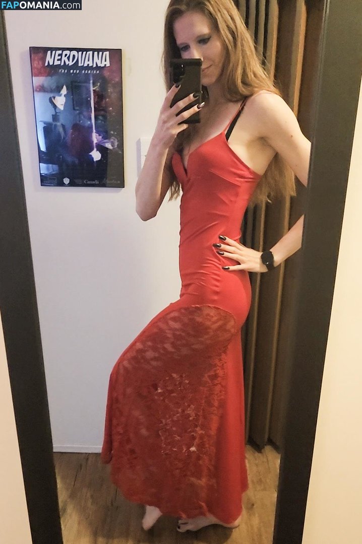 EmeraldsXP / emeraldtall Nu OnlyFans  Foto vazada #6