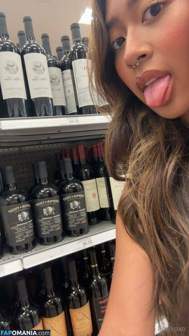 dejhacatt / emikossecret / emikoxo Nu OnlyFans  Foto vazada #6