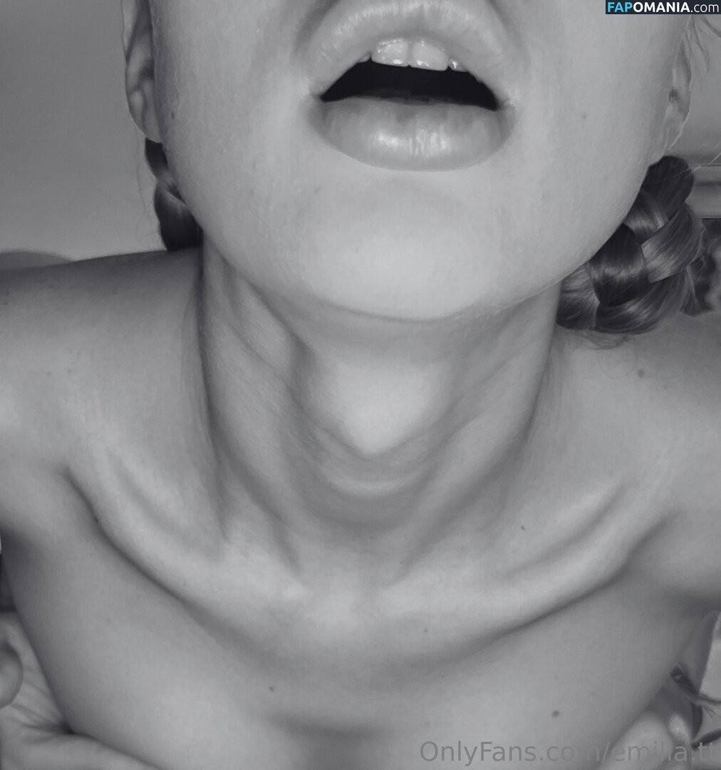 emilia.tt / emiliaa.tt Nu OnlyFans  Foto vazada #143