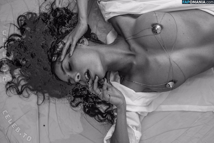 Emilie Payet / emilie_payet_artist / emiliepayet / emiliepayetmannequin Nu OnlyFans  Foto vazada #60