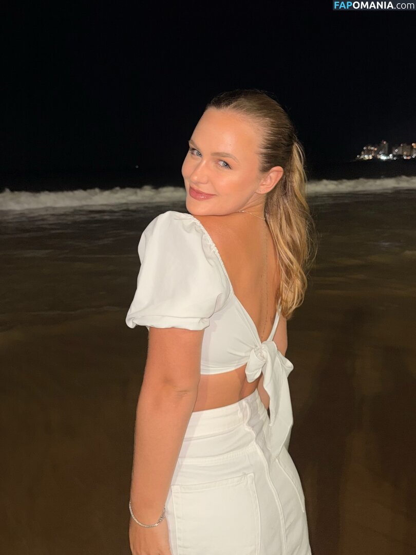 Emilly Schellmann / _emillyschellmann Nu OnlyFans  Foto vazada #8
