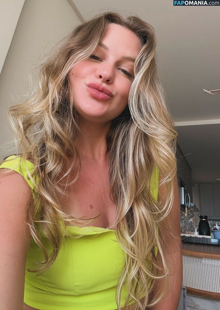 Emilly Schellmann / _emillyschellmann Nu OnlyFans  Foto vazada #45