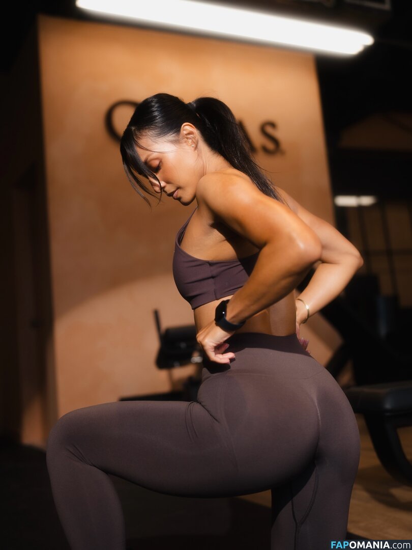 Emily Alabi / emilyalabi / https: Nu OnlyFans  Foto vazada #18