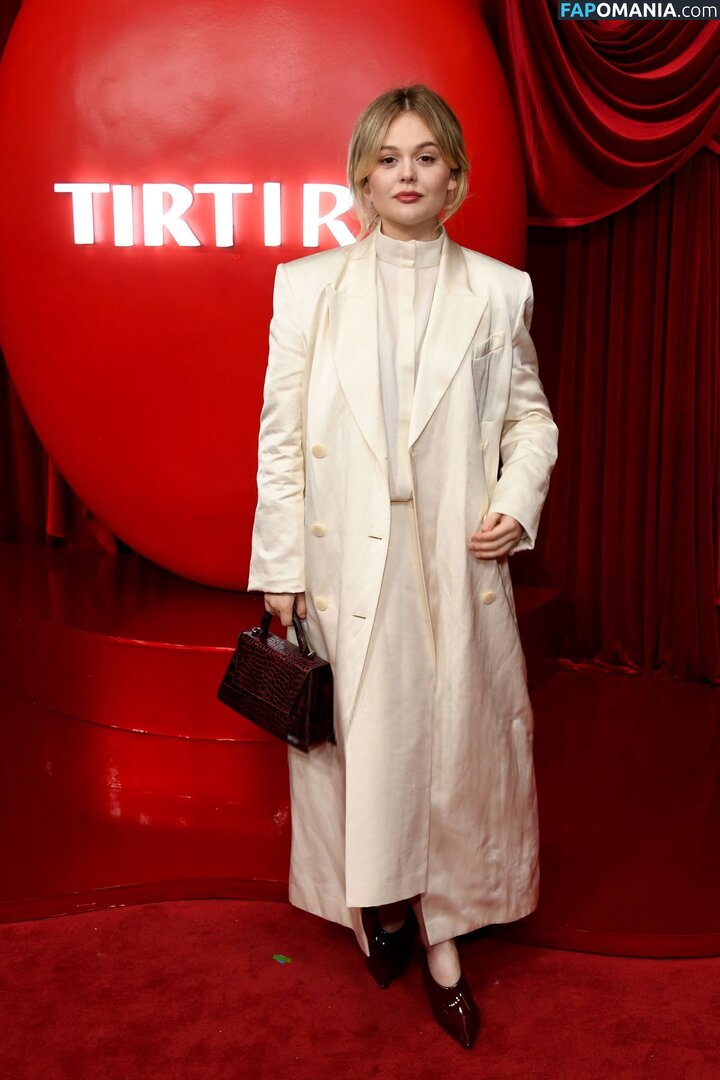 Emily Alyn Lind / emilylind Nu OnlyFans  Foto vazada #131