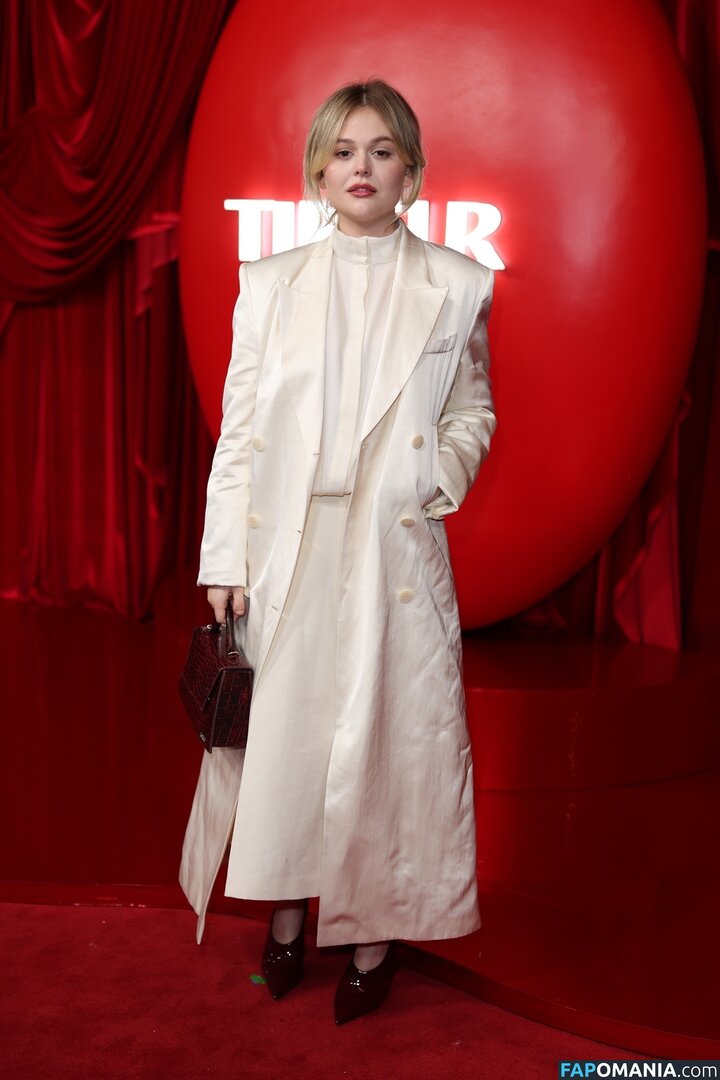 Emily Alyn Lind / emilylind Nu OnlyFans  Foto vazada #133