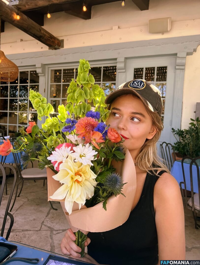 Emily Alyn Lind / emilylind Nu OnlyFans  Foto vazada #135