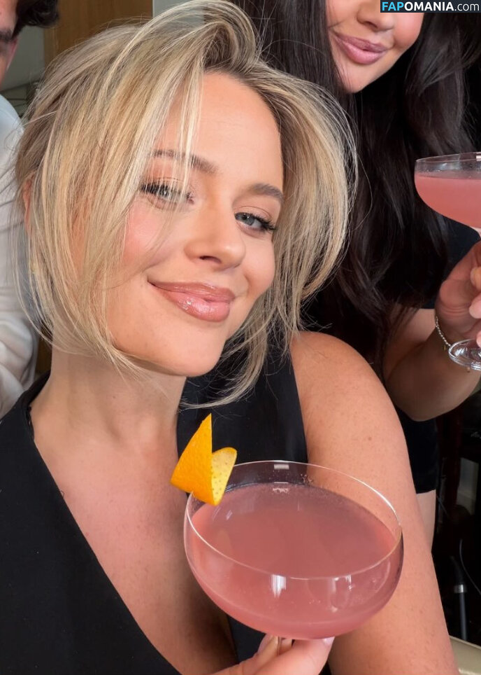 Emily Atack / emilyatack Nu OnlyFans  Foto vazada #15