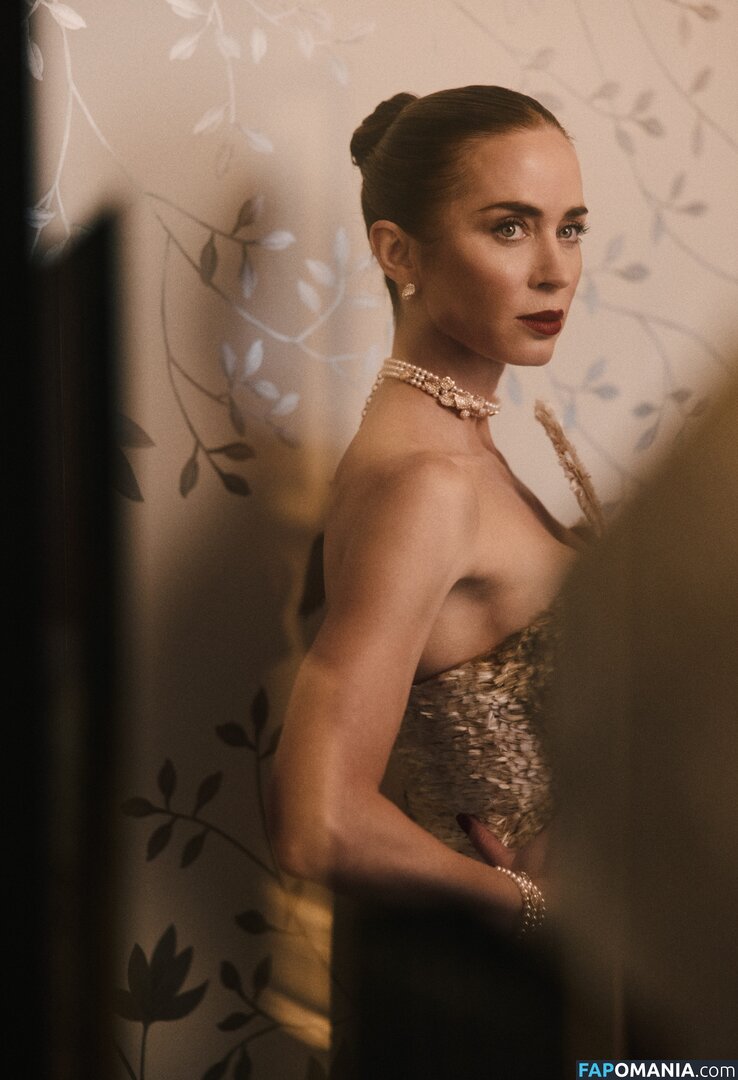 Emily Blunt / _emily_blunt_ / twogirlsoneblunt Nu OnlyFans  Foto vazada #462
