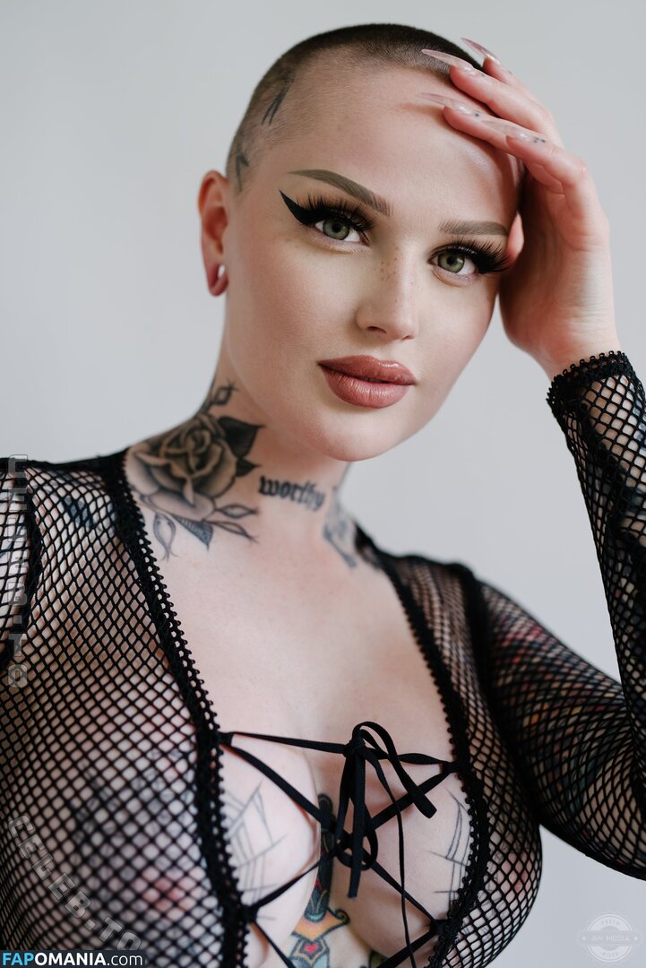 Emily Boring / embodoe / https: Nu OnlyFans  Foto vazada #4