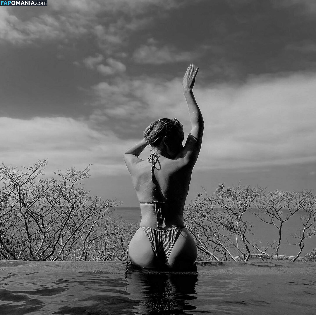 Emily Osment / emilyosment / laurenx687 Nu OnlyFans  Foto vazada #204