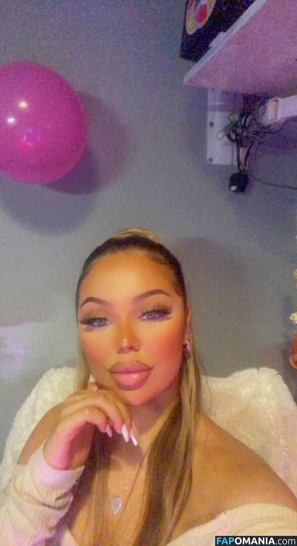 emilyexotics / emilys_exotics_ Nu OnlyFans  Foto vazada #5