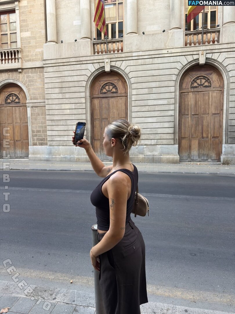 CrazEKanal / Emma Fischer / emmaa.fsr / emmasophxeew Nu OnlyFans  Foto vazada #2