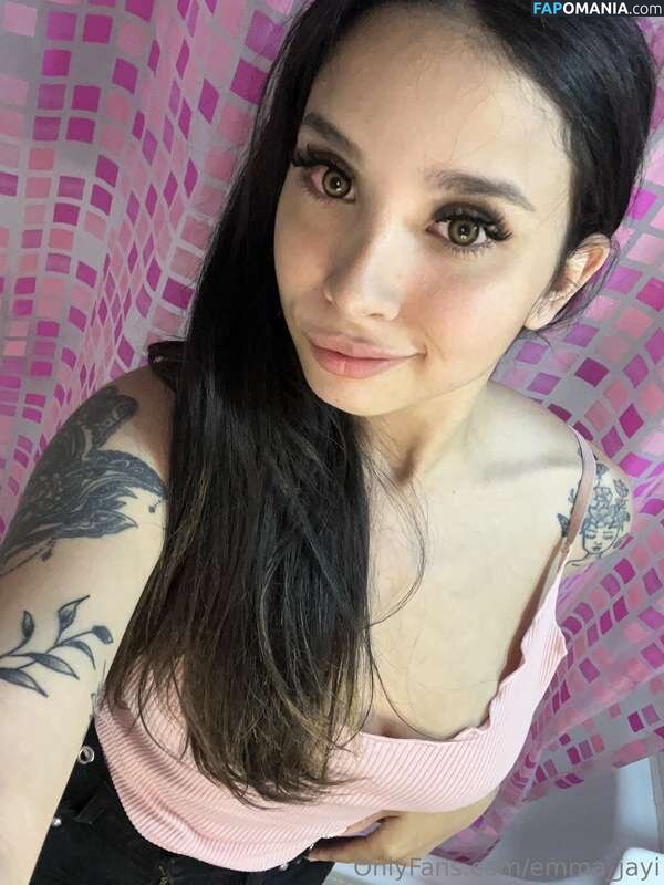 emma_jayi / theofficial_emma_ Nu OnlyFans  Foto vazada #13