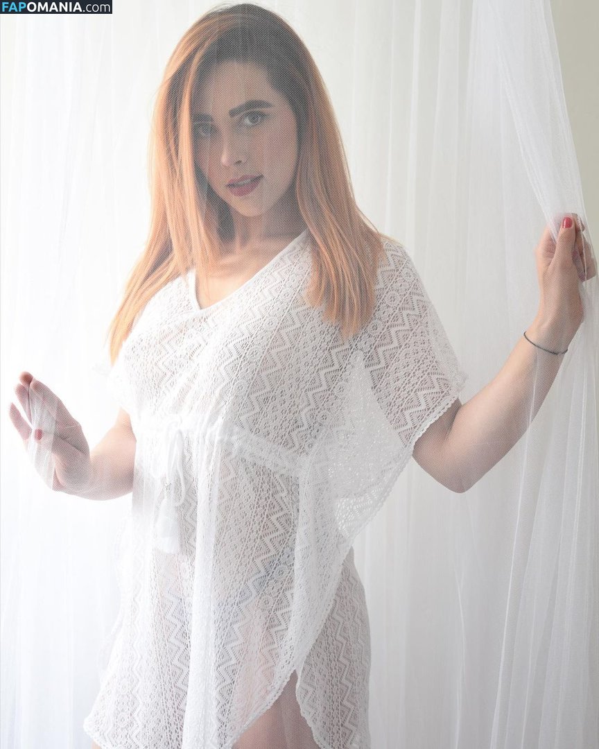 Emma Victoria Louise / emmaloulou / emmavictoriaaax / user Nu OnlyFans  Foto vazada #1