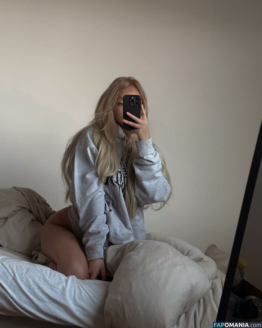 Emma / bunni.emmie / emmachamberlain / kngemma / tinywaistemma Nu OnlyFans  Foto vazada #15