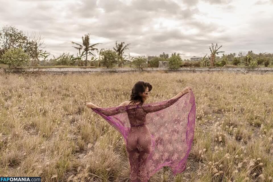 Emmily Gilbert / emmily.gilbert / https: Nu OnlyFans  Foto vazada #3