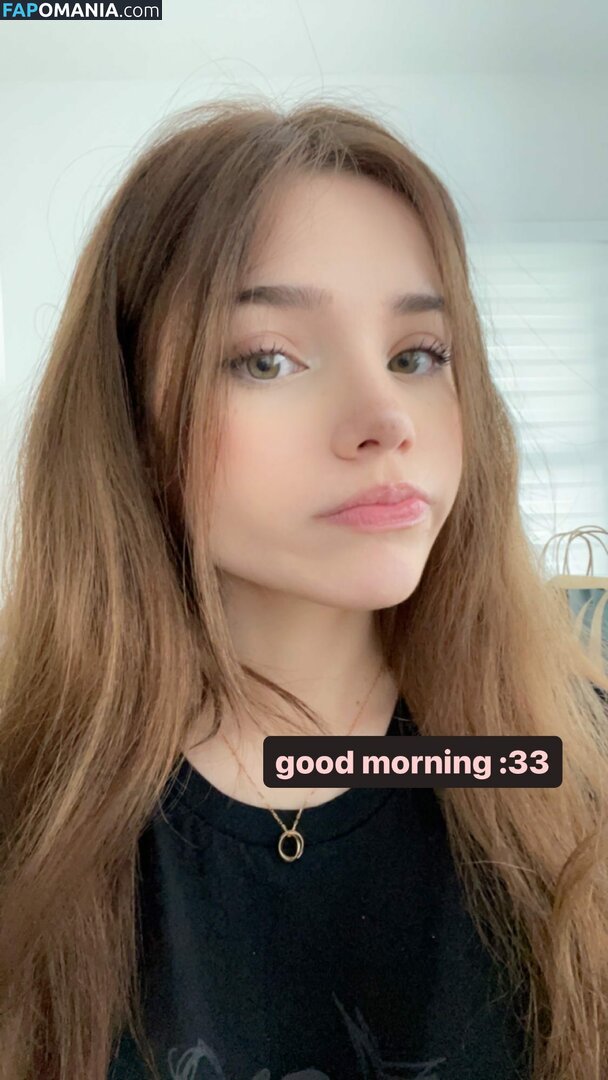 emmybeehz / emmyuh / emmyurr Nu OnlyFans  Foto vazada #4