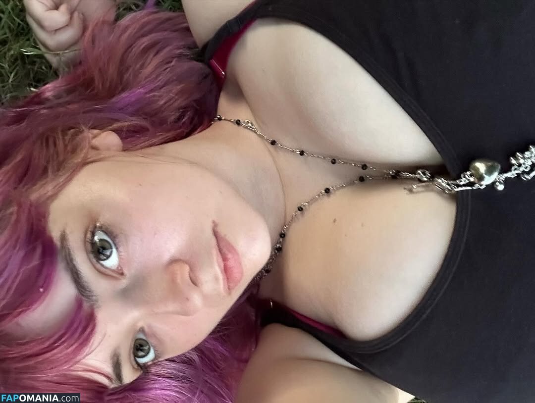 Emo / goth__egg / https: Nu OnlyFans  Foto vazada #4