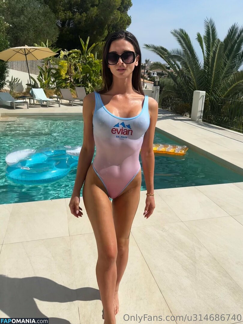 Emyloulove / emmylou / officially.emmalou Nu OnlyFans  Foto vazada #5